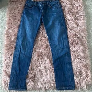 Beautiful medium wash Levis